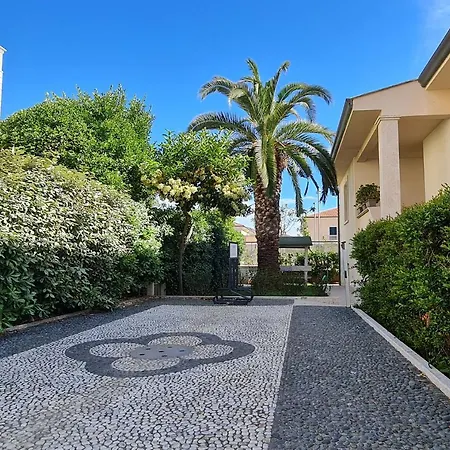 Livia Aparthotel San Vincenzo