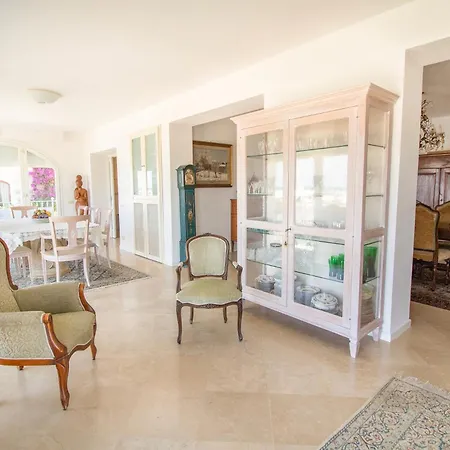 Livia سان فينتْشينسو