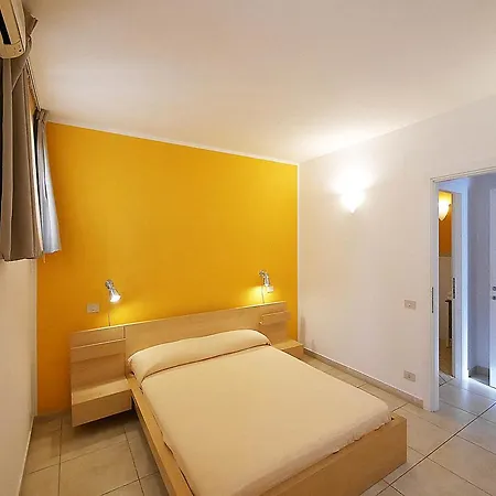 شقة فندقية Livia 4*