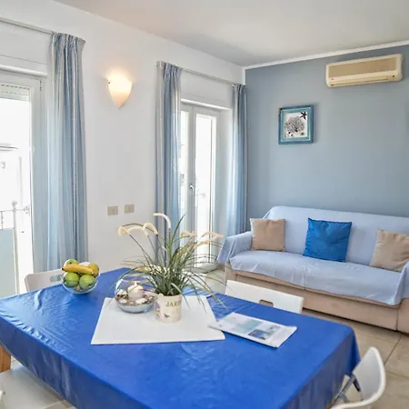 Aparthotel Livia San Vincenzo